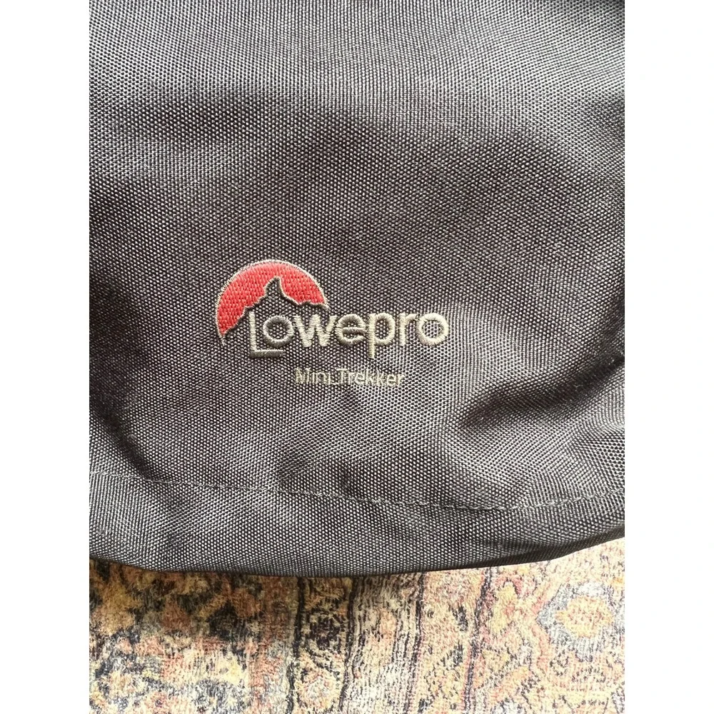 Lowepro Mini Trekker Camera Backpack Black Padded Dividers